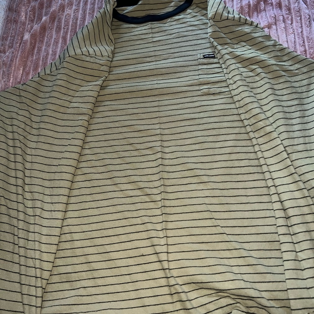 Volcom long sleeve shirt